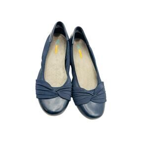Baretraps Yuu Malina Navy dressy loafers sz 8.5